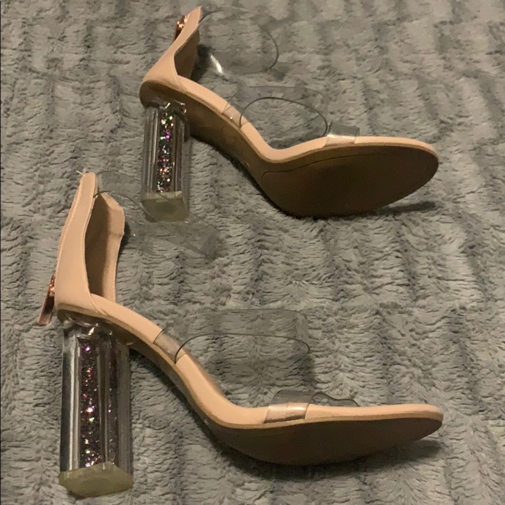 Nude heels - Picture 3 of 4